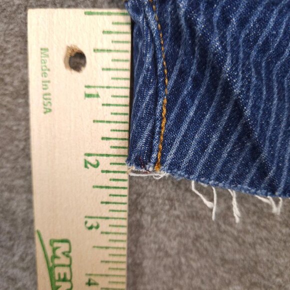 NWT Levi's 501 Striped Denim Button Fly Shorts Size 32 Waist - Picture 9 of 14